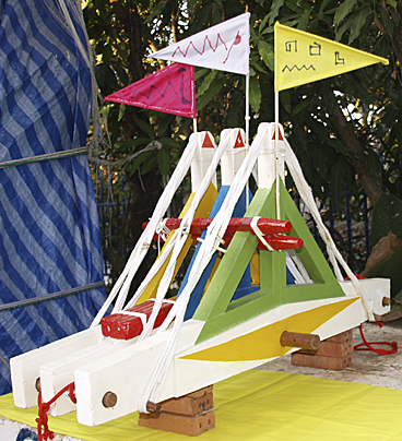 Image 15: Lifting of stone blocks of up to 15 tons Image 15: Lifting of stone blocks of up to 15 tons